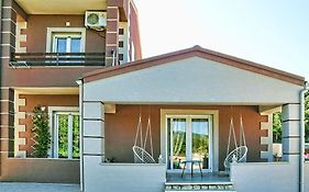 Antigonh Countryside Villa !I